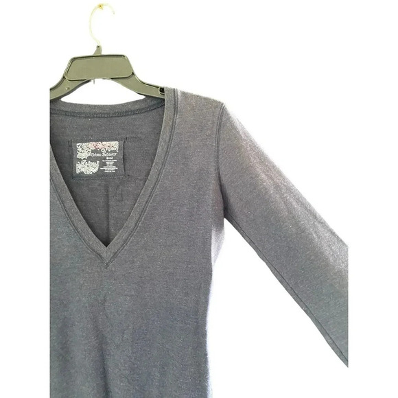 Urban Behavior Women's Gray Long Sleeve Pullover Raglan Sweater Size Small - Picture 2 of 4